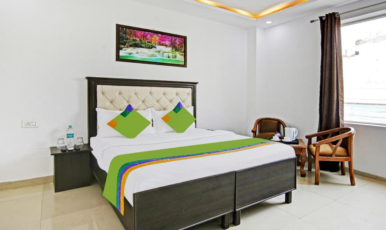 Treebo Royal Empire Adarsh Nagar, Chandigarh Chandīgarh Exterior foto