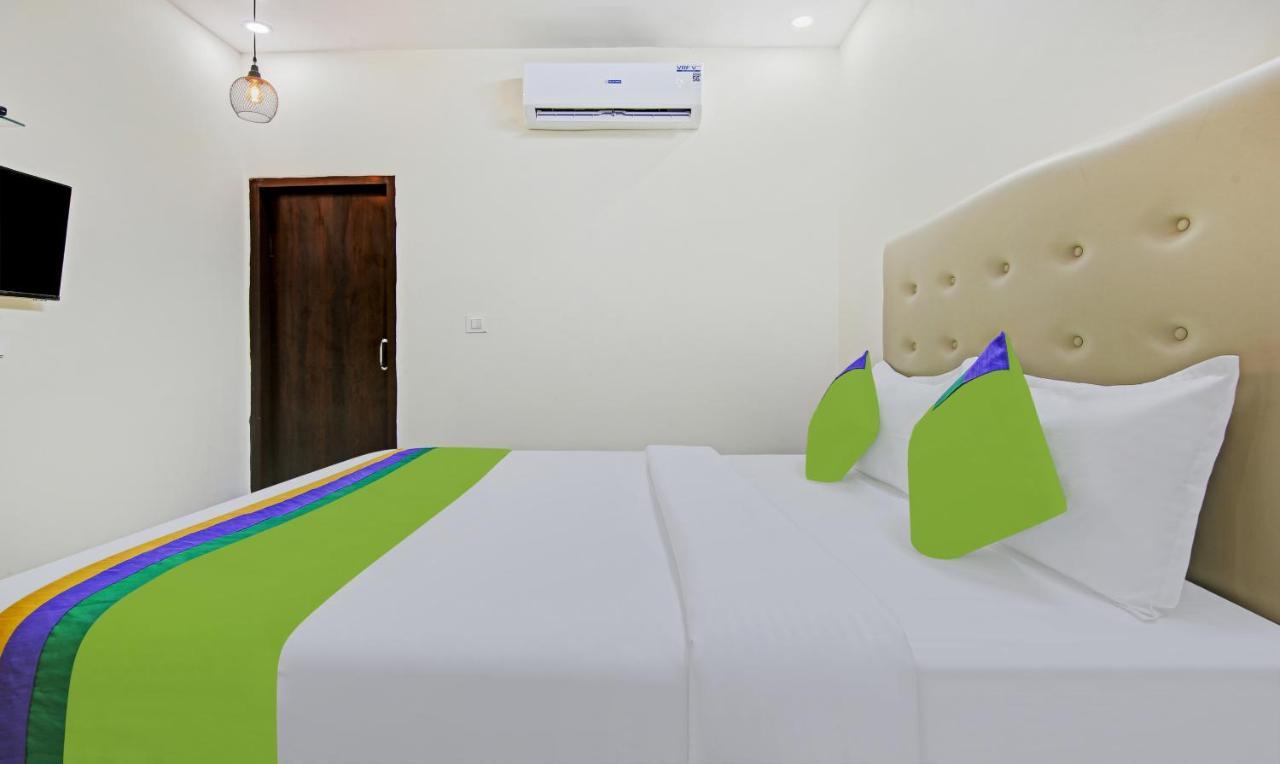 Treebo Royal Empire Adarsh Nagar, Chandigarh Chandīgarh Exterior foto