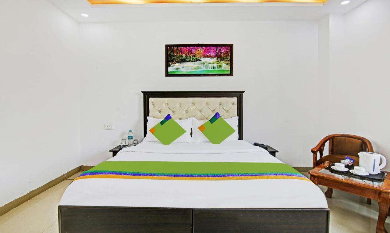 Treebo Royal Empire Adarsh Nagar, Chandigarh Chandīgarh Exterior foto