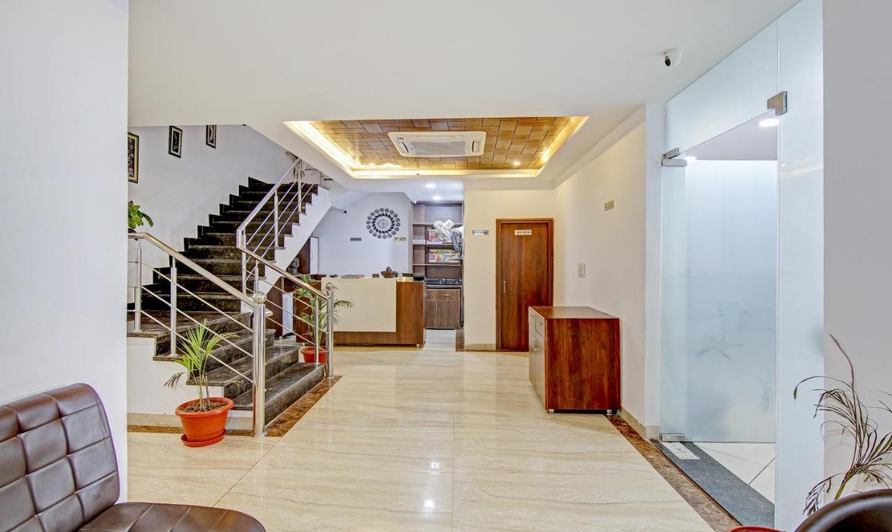 Treebo Royal Empire Adarsh Nagar, Chandigarh Chandīgarh Exterior foto